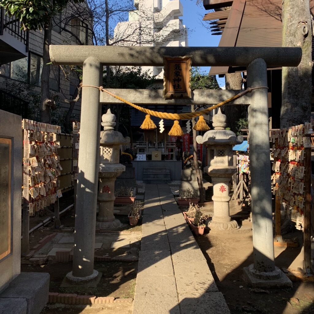 Weather Shrine, Koenji Hikawa Shrine, Koenji Walking Guide