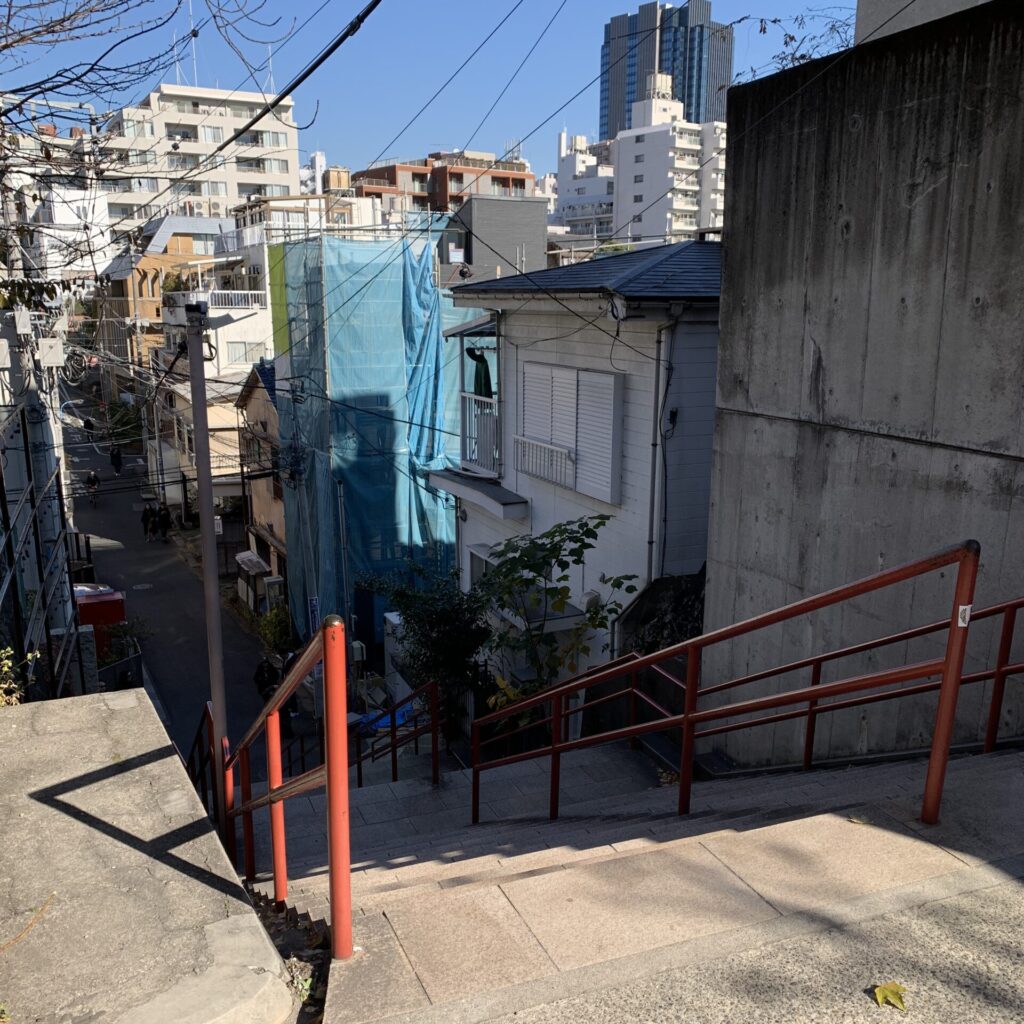 Suga Shrine's Otokozaka, Your Name Reunite Place, Tokyo Walking Guide