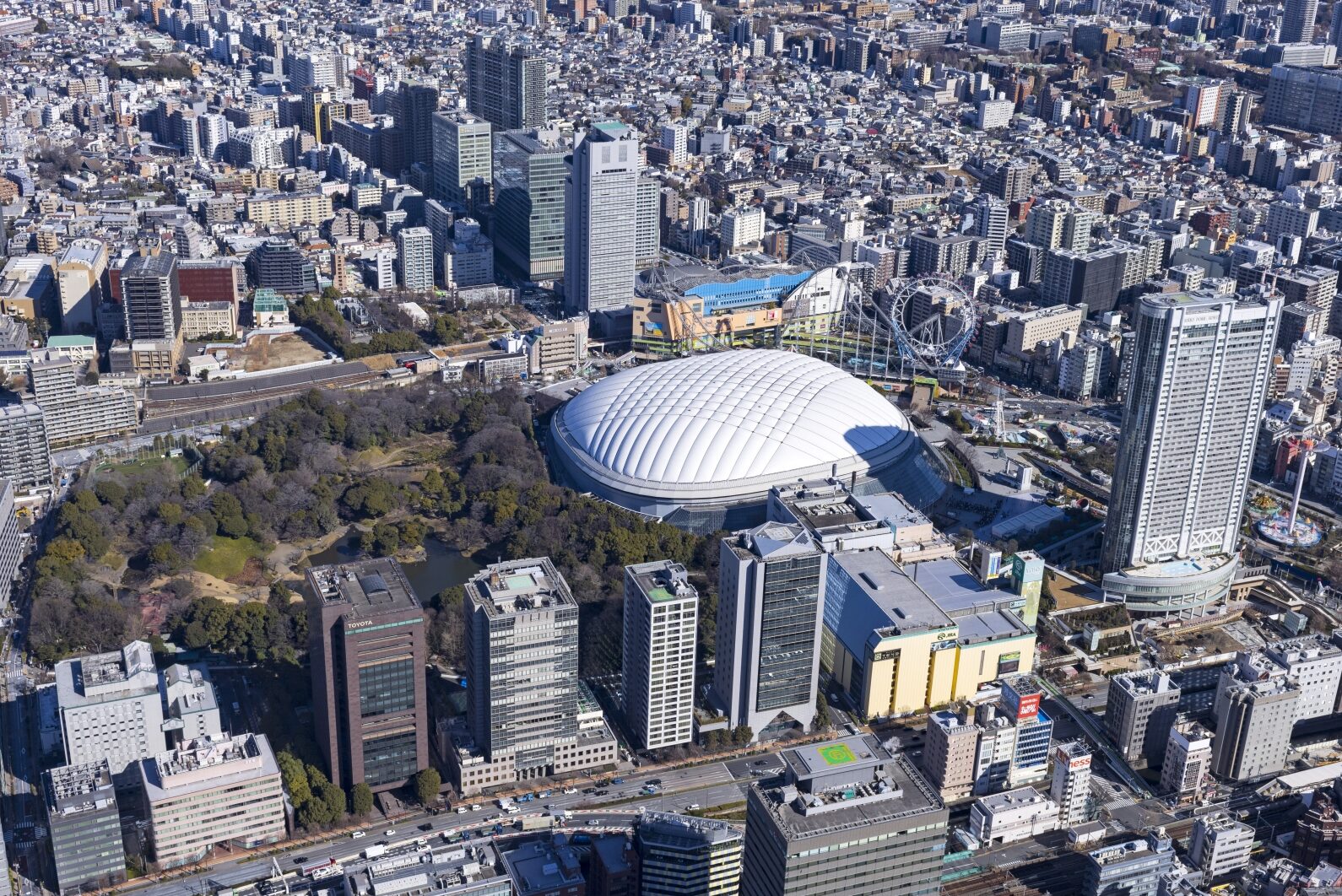 Amusement Park Tokyo Dome City at the Center of Tokyo