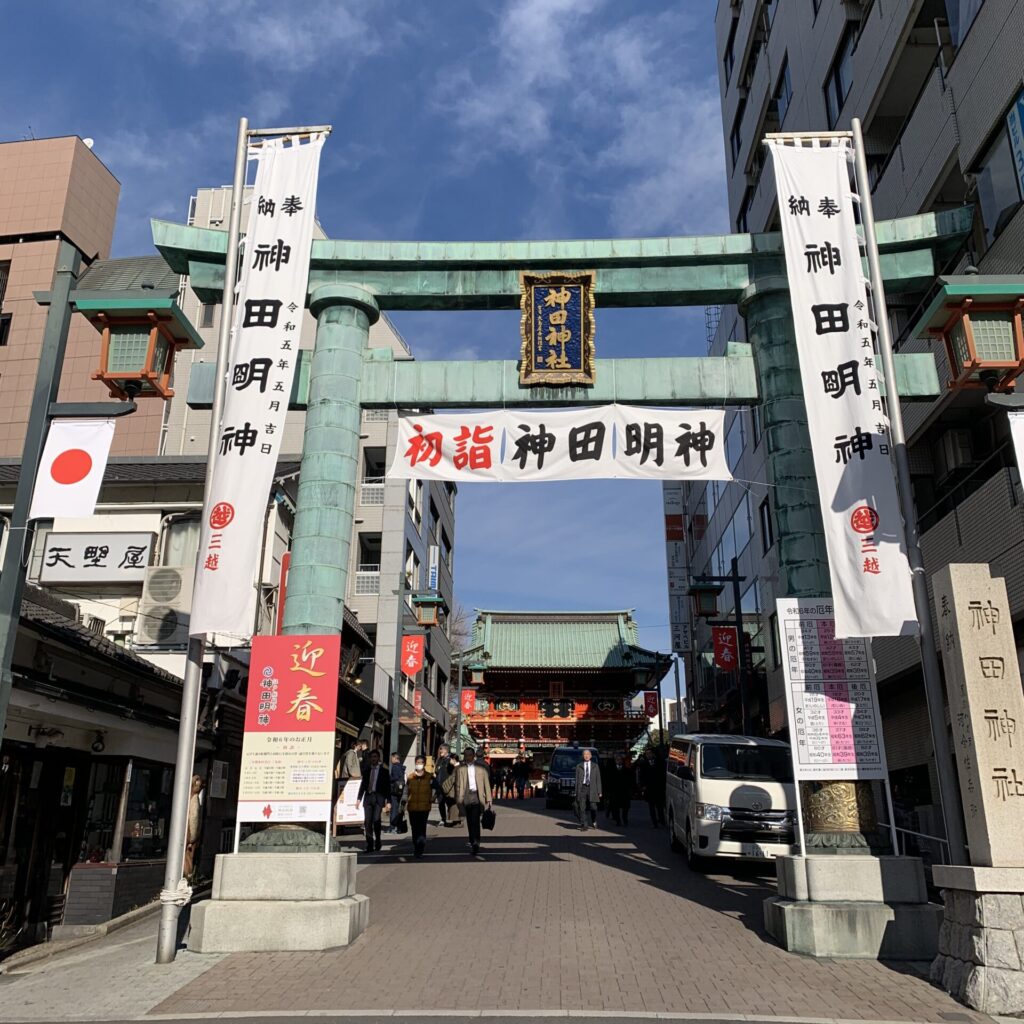 Front Gate of Kanda Myojin Shrine, Tokyo, Tokyo Walking Guide