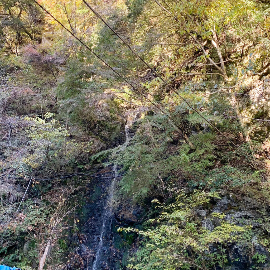 Fodo-no Uetaki Waterfall, Okutama Old Road, Okutama, Tokyo Walking Guide