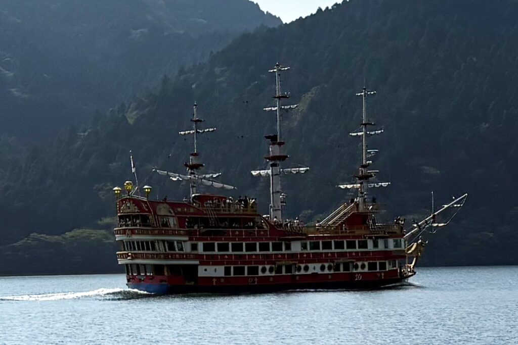 Pirate Ship Cruise, Lake Ashi, Hakone, Tokyo Walking