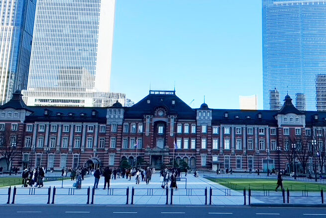 Tokyo Station Marunouchi Exit, Imperial Palace Run, Tokyo Walking Guide